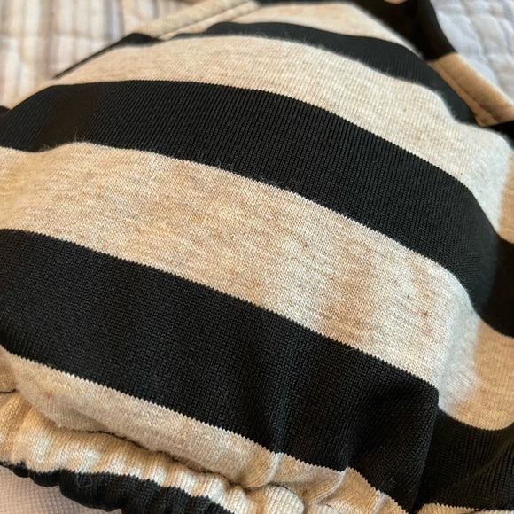 New! Beach Joy Black Stripe Adjustable Bikinis, Swimwear,top M,Bottom S - Picture 5 of 11